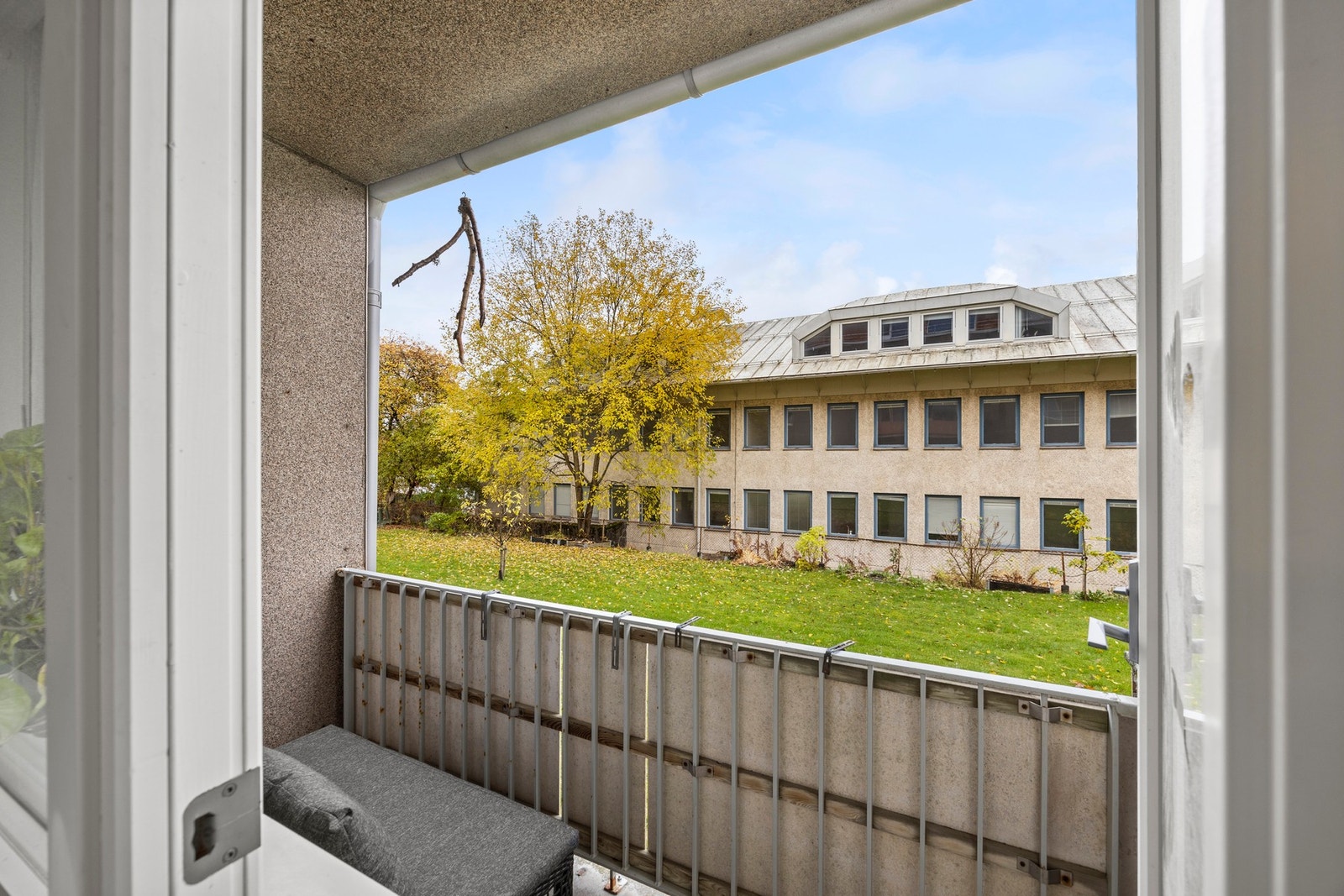 Utgang til luftebalkong på 3 kvm. Galleribilde