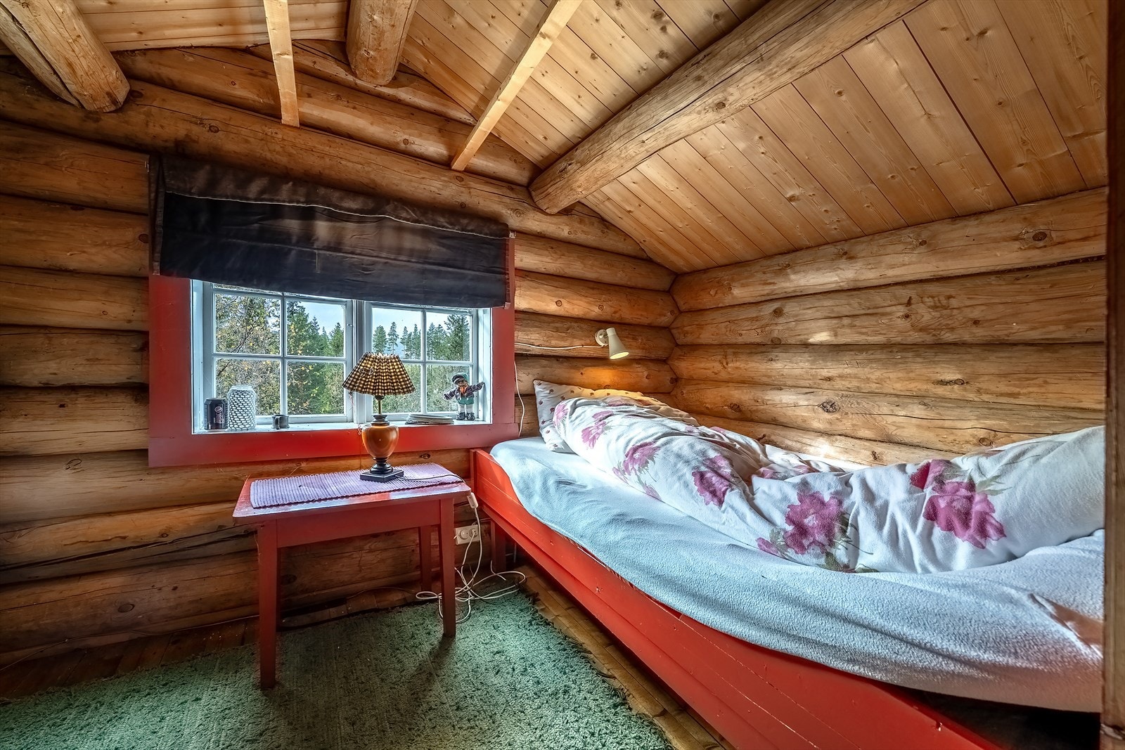 Soverom (loftsetasje) Galleribilde