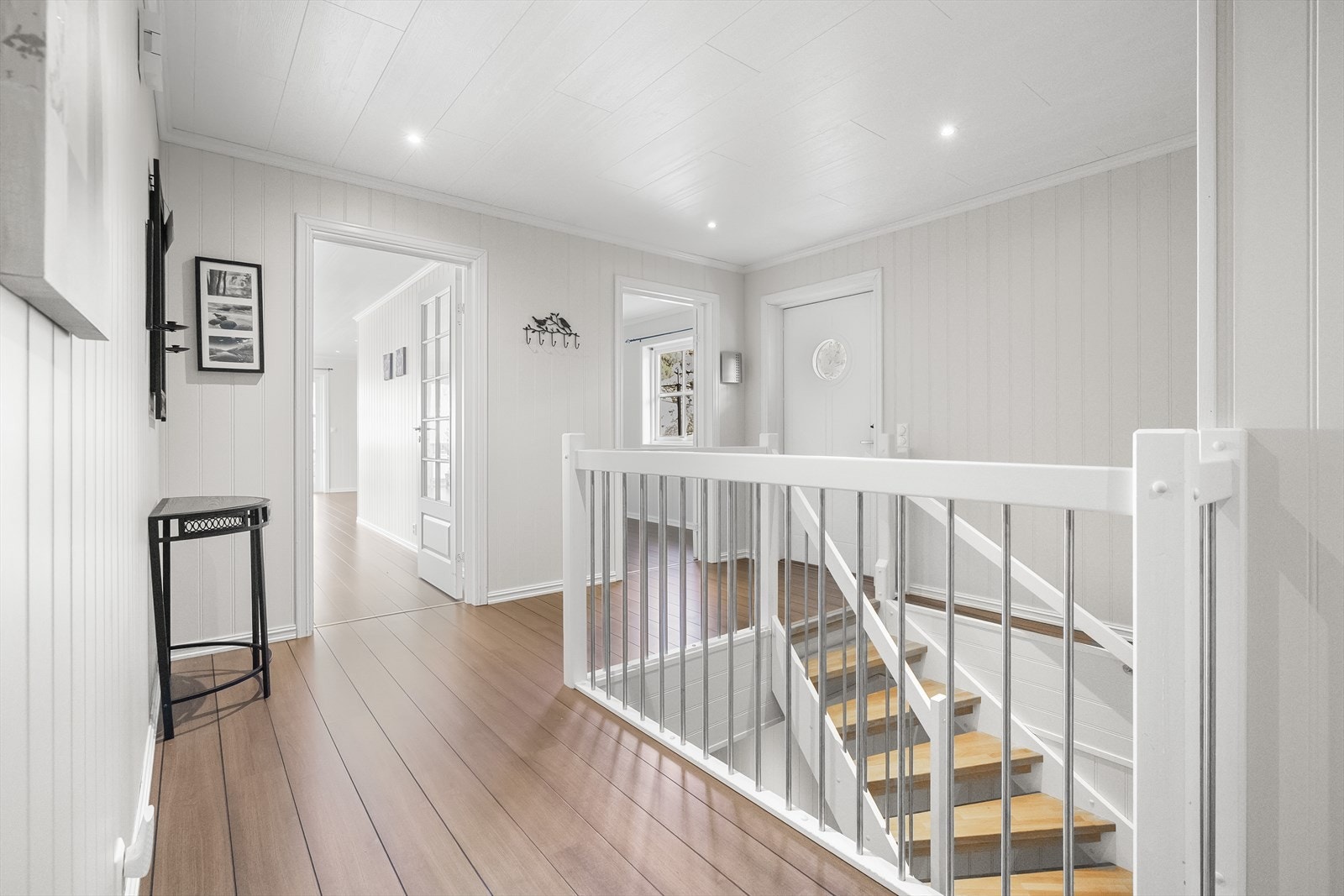 Entre på hovudplan - velkommen inn! Galleribilde