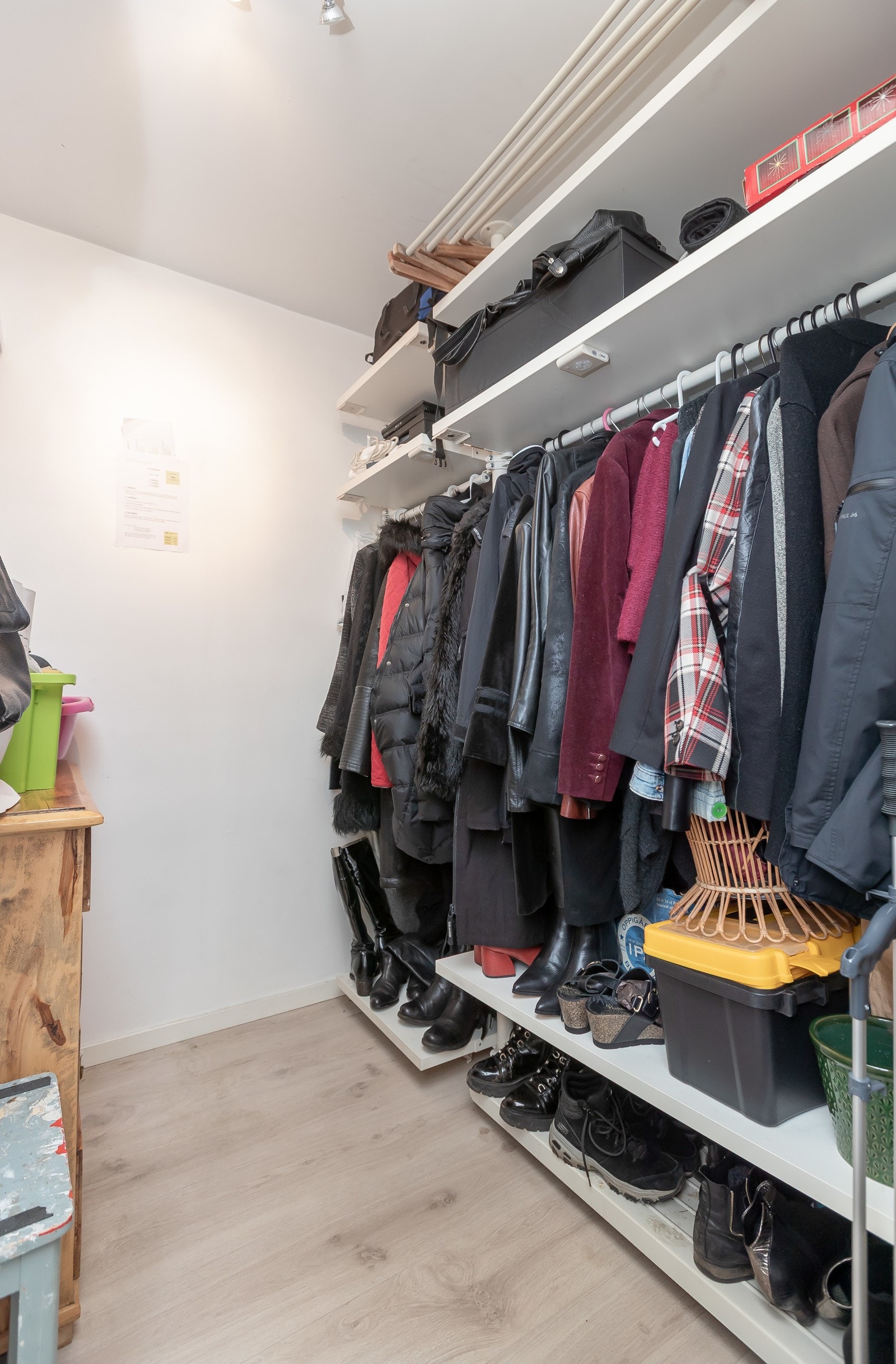 Walk-in-closet Galleribilde