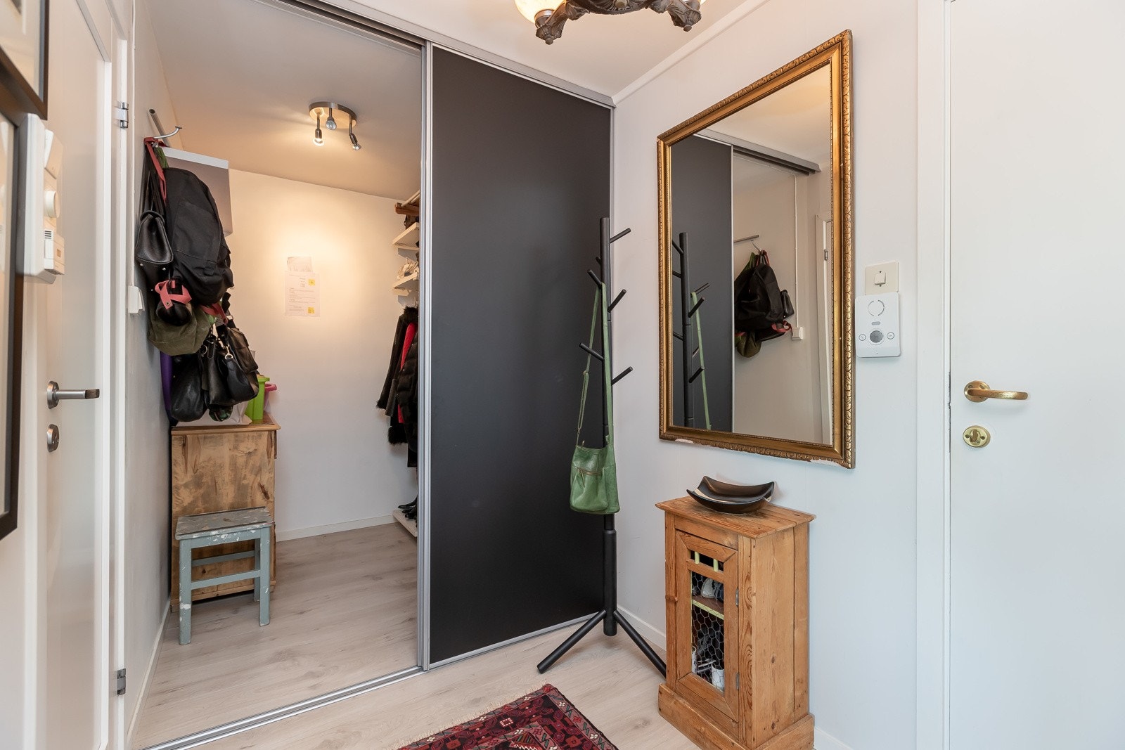 God lagringsplass Galleribilde