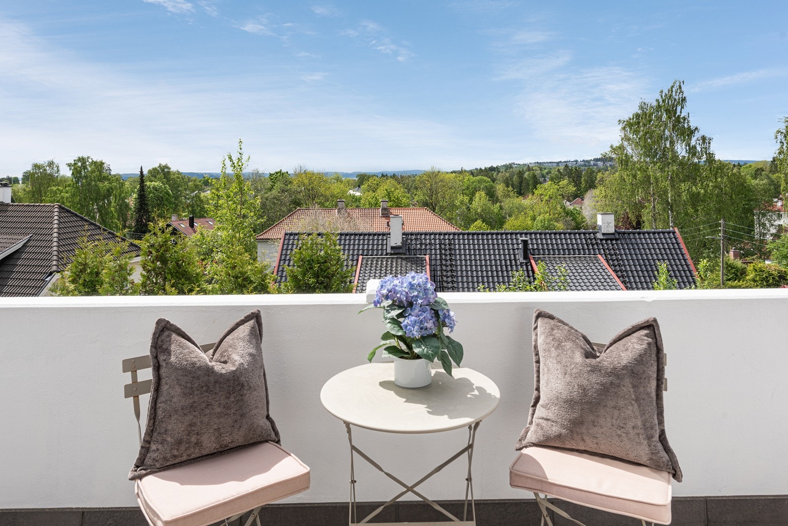 Herlig utsikt til idylliske omgivelser Galleribilde