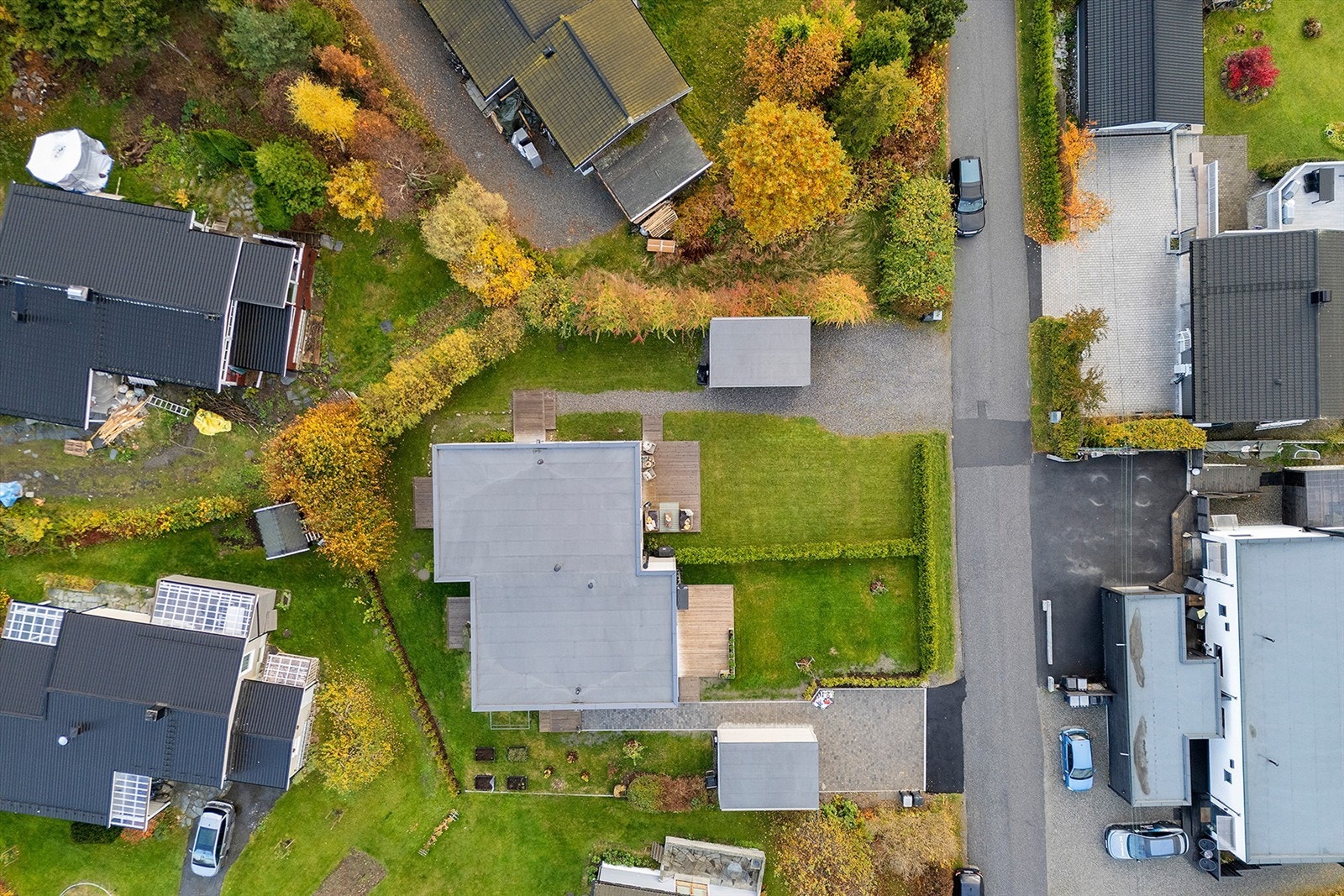 Bussholdeplass kun 200 meter fra boligen som tar deg ned til Ski på få minutter Galleribilde