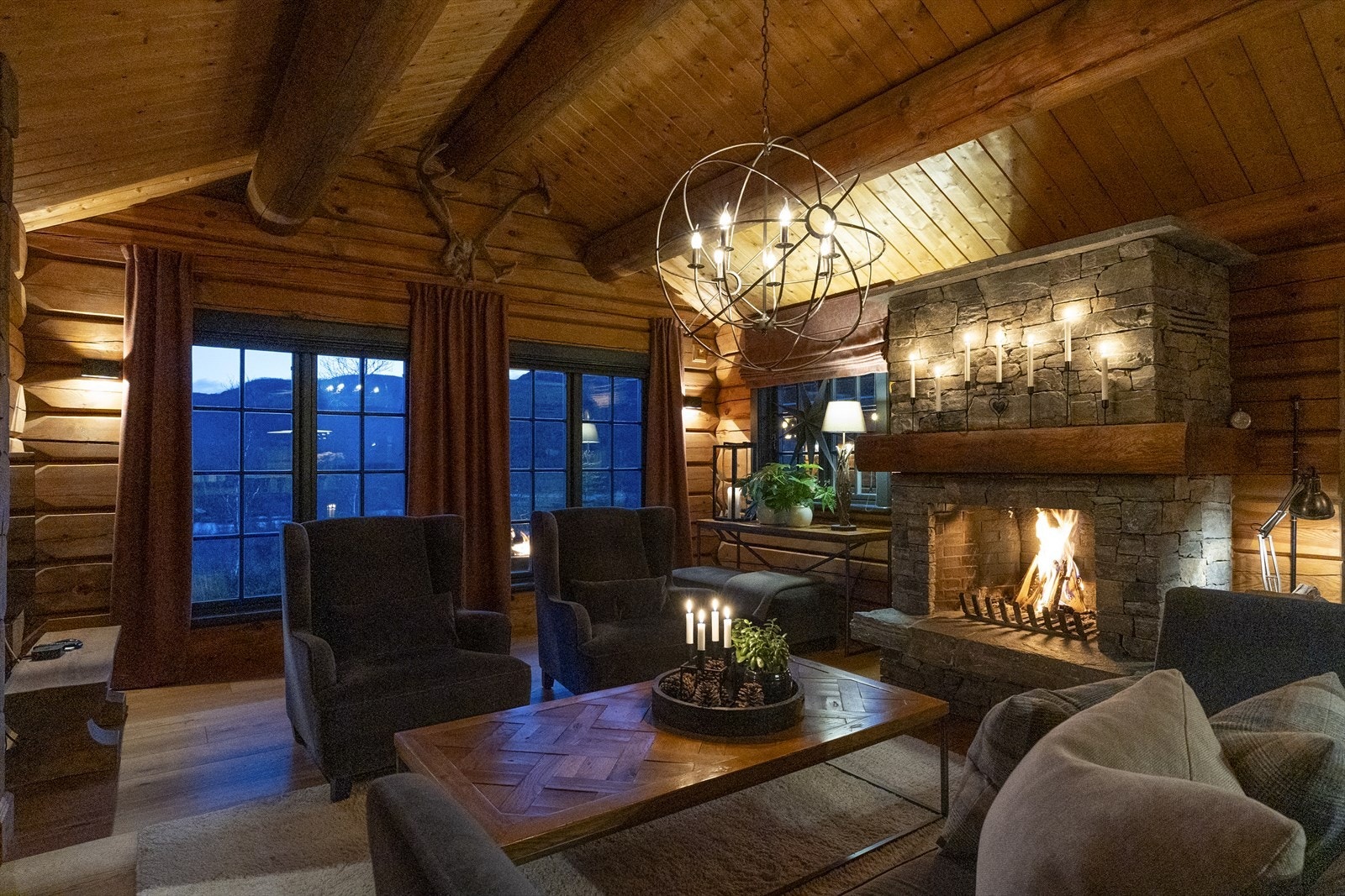 Hytten er innredet over to plan og har god planløsning. Anneks på egen tomt Galleribilde