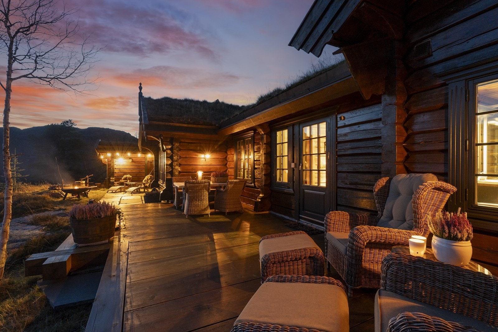 Sørvendt terrasse mot den fantastiske utsikten Galleribilde