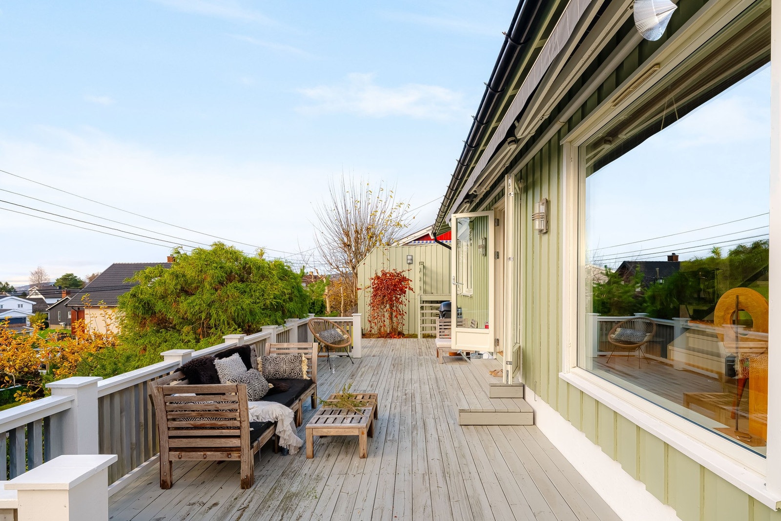 Upåklagelige solforhold hvor du kan bade i sol fra morgen til kveld. Galleribilde