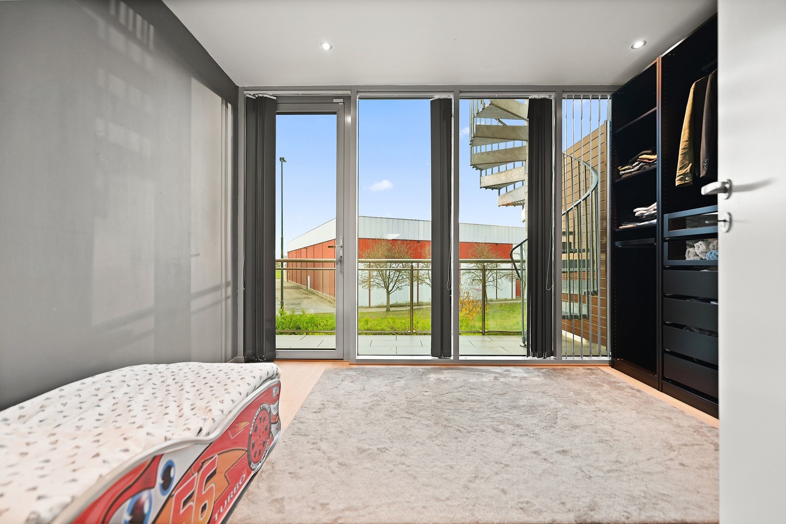 Gjesterommet/barnerommet er romslig til lek og moro for aktive barn. Galleribilde