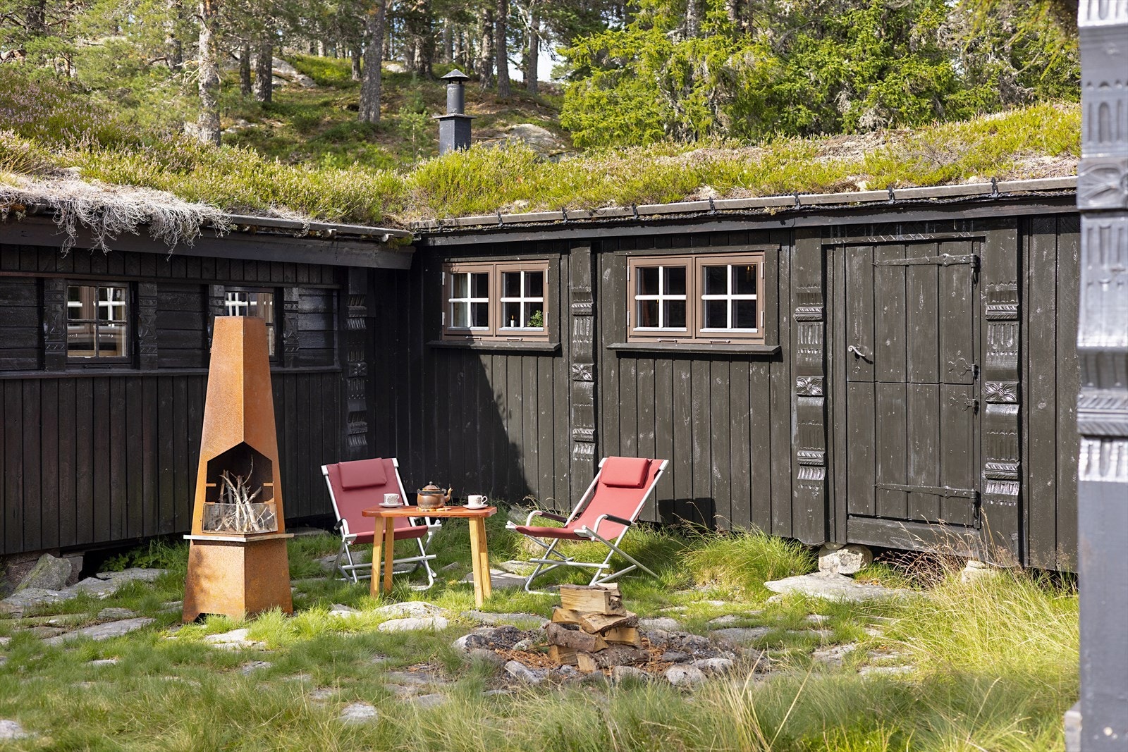 Mot kvelden kan man tenne opp i den mobile utepeisen. Galleribilde