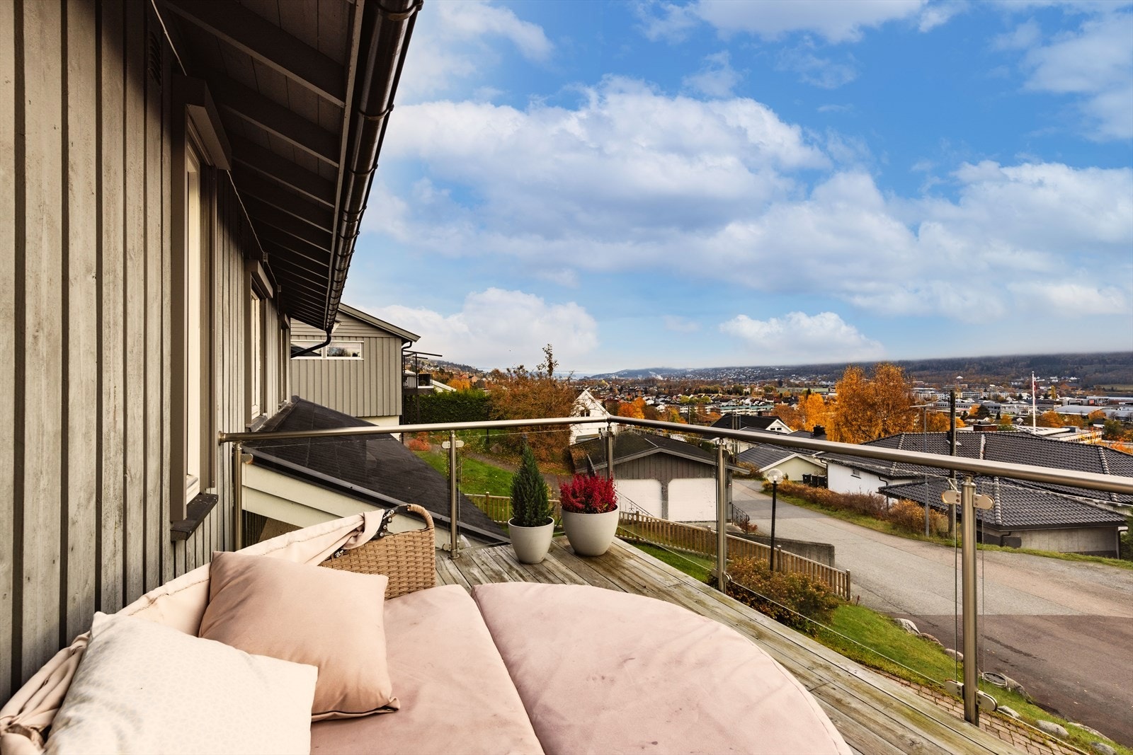 Luftig og flott utsikt samt gode solforhold. Galleribilde