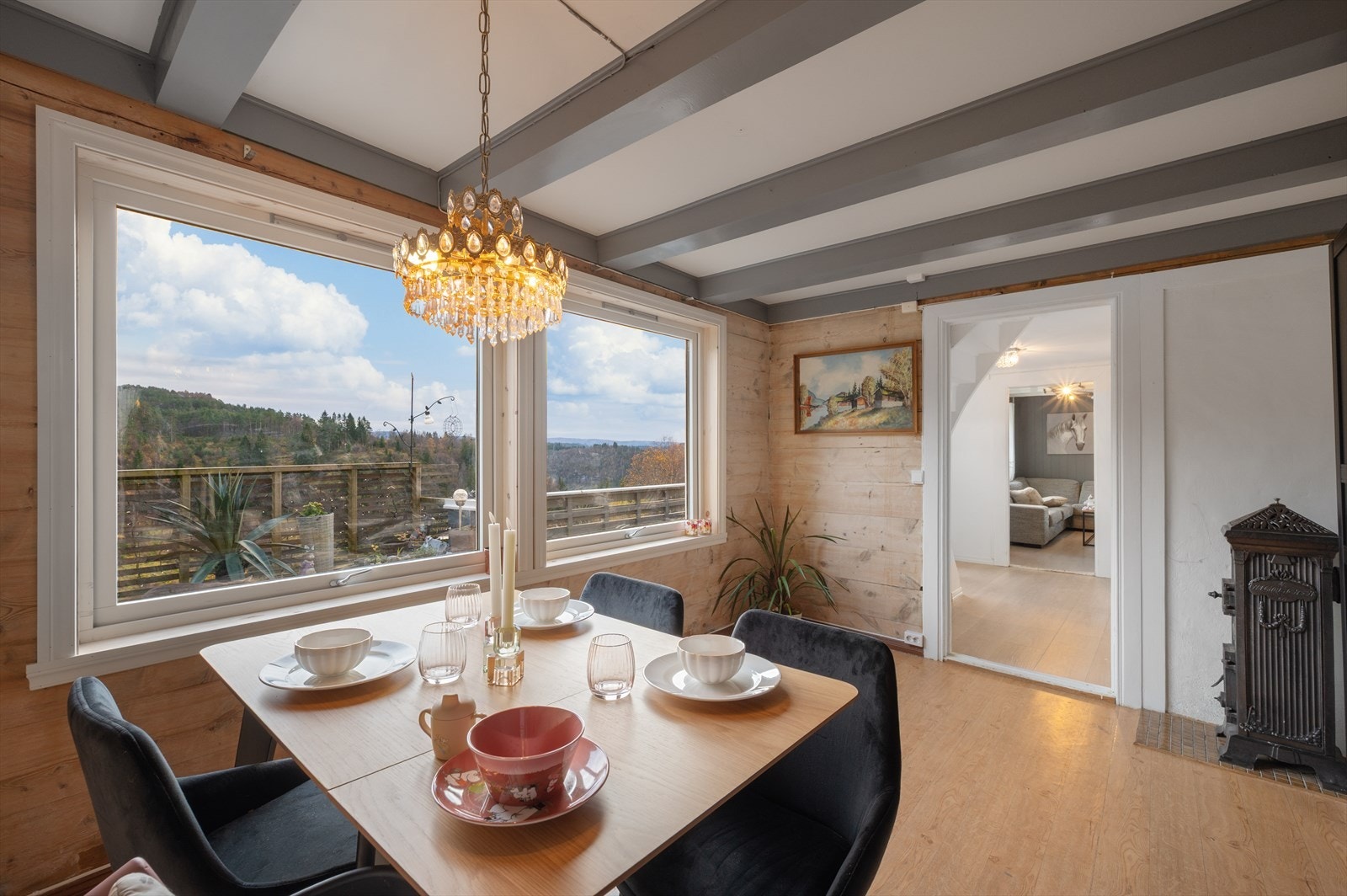 Spisestuen er på 13,7 m². Galleribilde