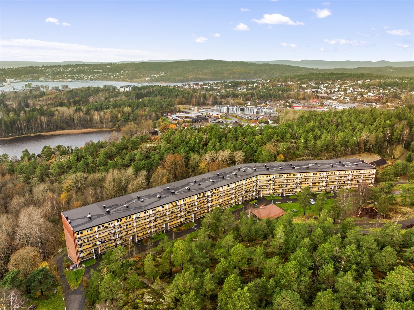 Oppdag nærområdets muligheter: sykkelruter, joggeløyper og turstier som gir deg frihet og frisk luft Galleribilde