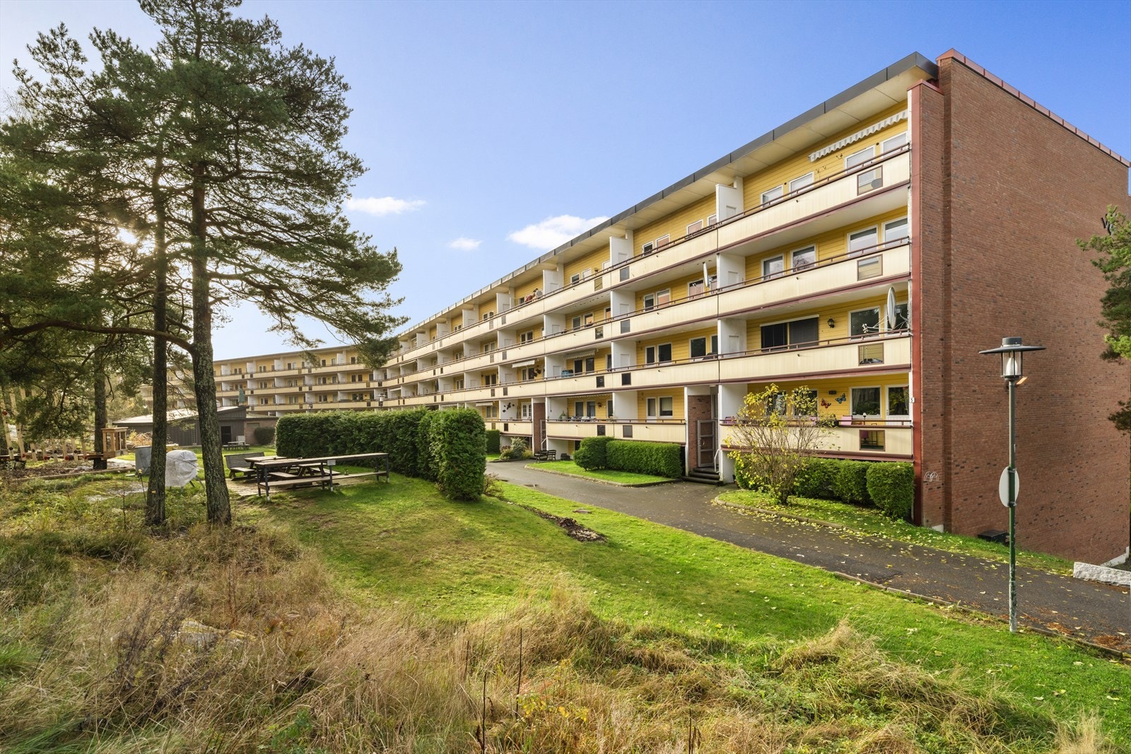 Aktiv Moss presenterer Slalåmbakken 5L - Ungdommelig leilighet med lyse overflater og gulvvarme. Kjøkken fra 2018 og bad fra 2014. Galleribilde