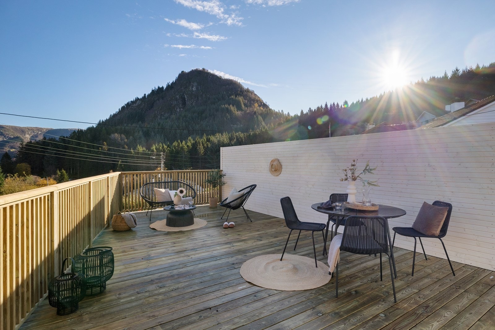 Terrasse rommer hele 31 m² Galleribilde