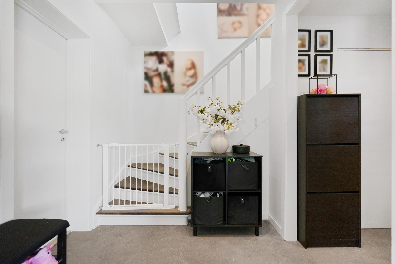 Entré med toalettrom Galleribilde