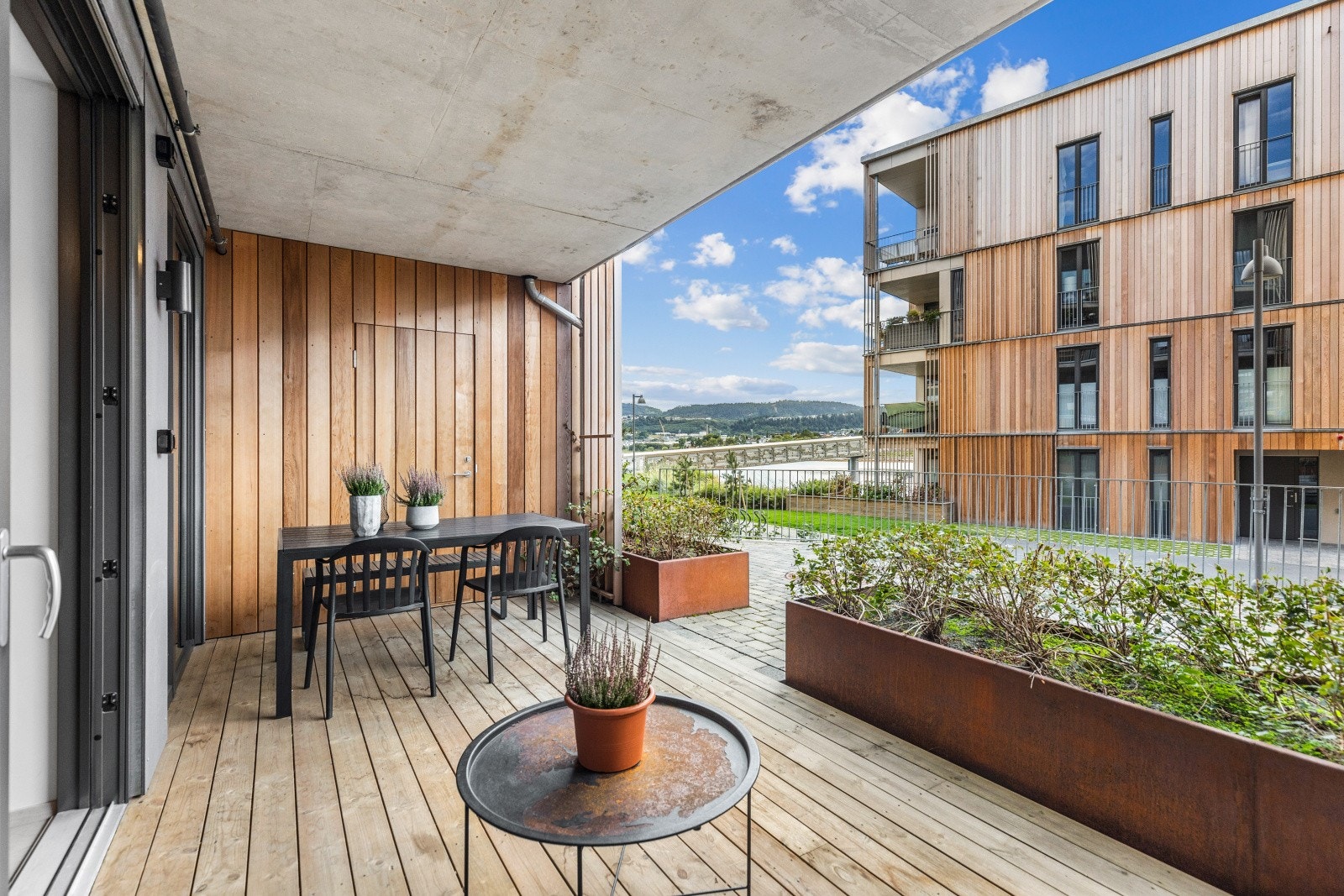 Fra terrassen har du tilgang til en sportsbod. Galleribilde