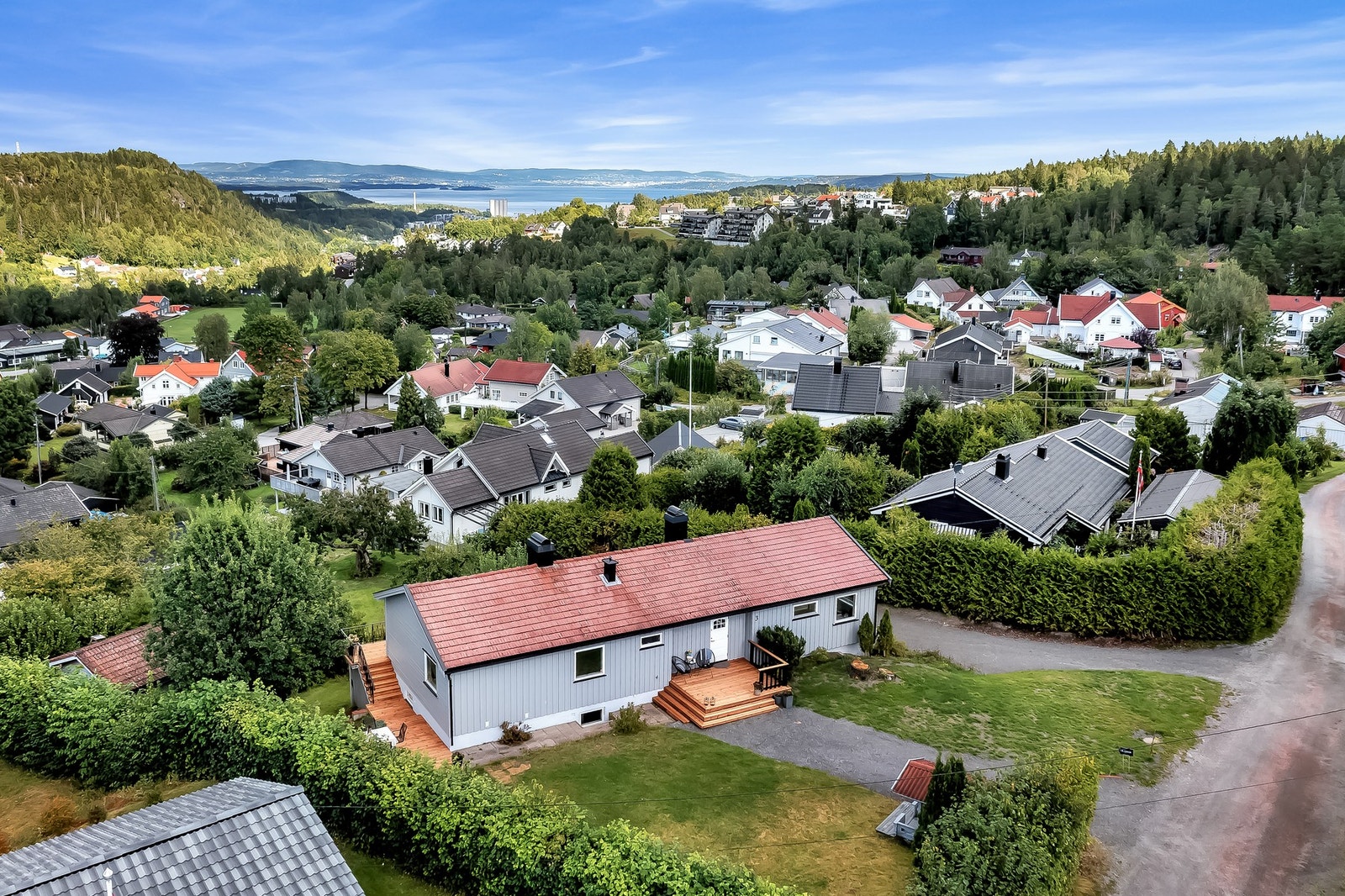 Auke Terrasse 3 til salgs ved Fredrik von Krogh - EIE eiendomsmegling.
Foto: Isnitt (Emil Jakobczyk) Galleribilde