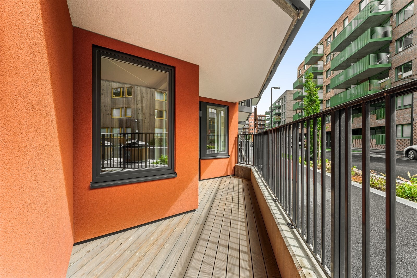 Terrasse / uteplass med adkomst fra stuen Galleribilde