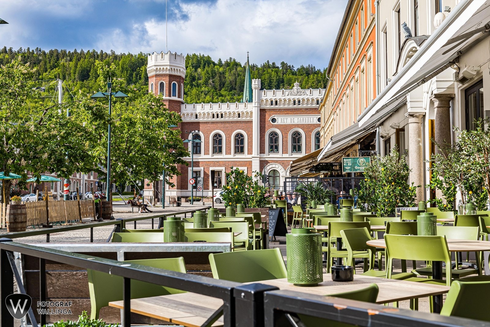 Bragernes torg har en rekke serveringstilbud Galleribilde