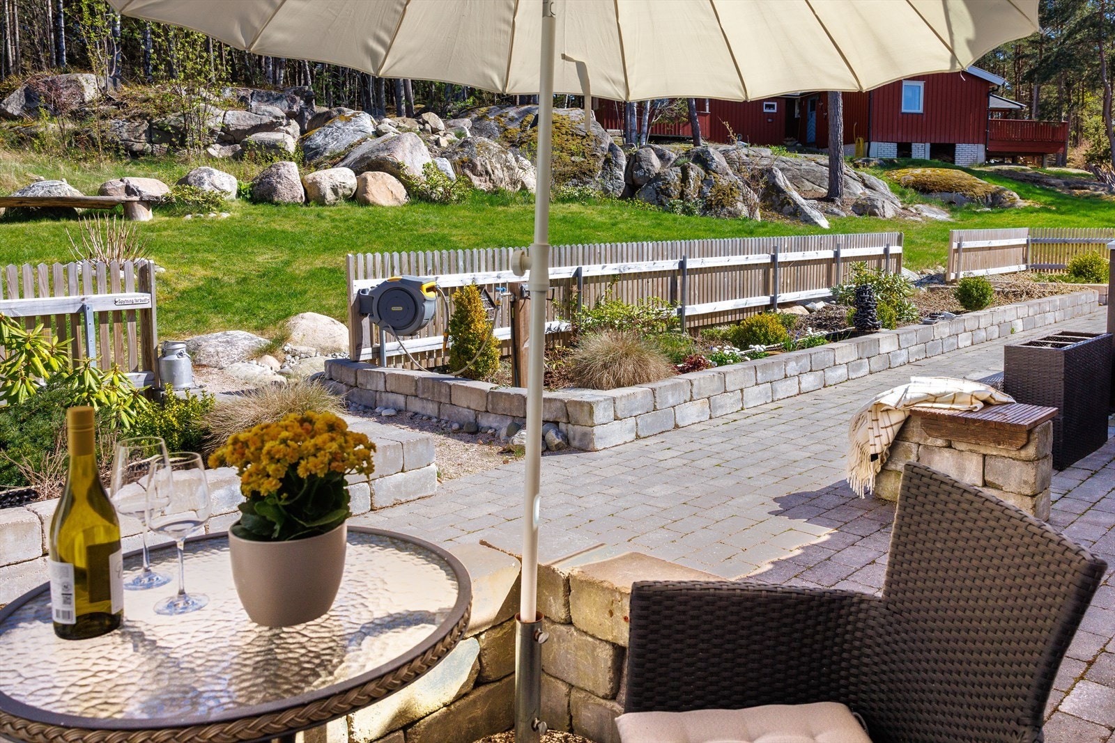 Sameiet har pene uteområder i tilknytning til boligene. Galleribilde