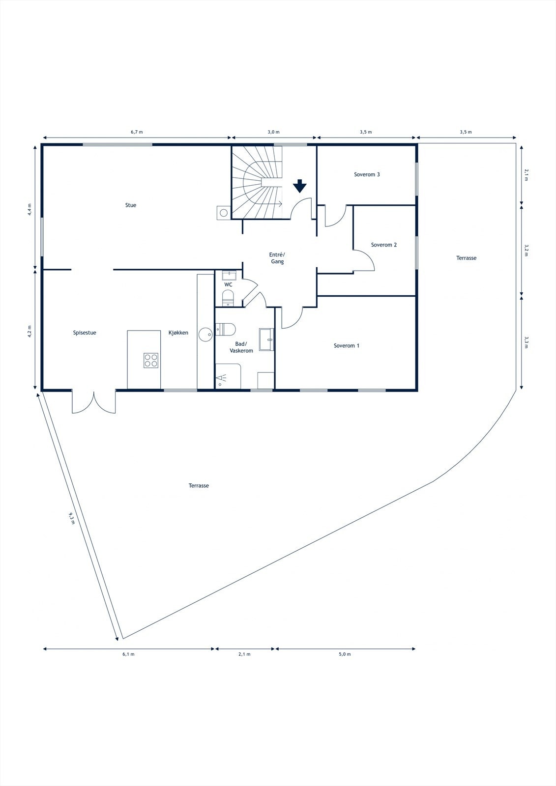 Leiligheten inneholder entre/gang, toalettrom, bad/vaskerom, tre soverom, stue, spisestue og kjøkken.
Terrasse på ca. 127 m² med adkomst fra kjøkken. Galleribilde
