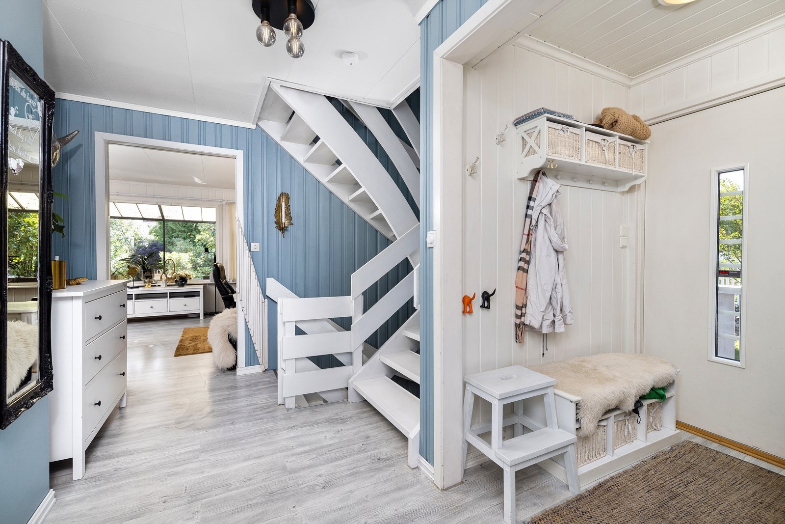 Gangen er romslig og gir et fint førsteinntrykk. Galleribilde