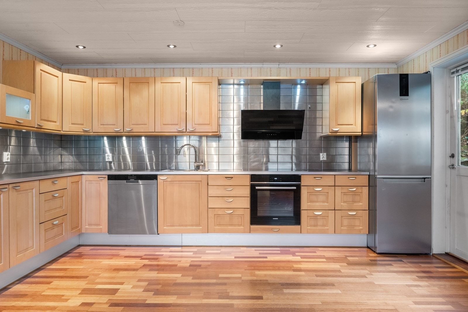 Her har en god arbeidsplass til middagsforberedelsene. Galleribilde