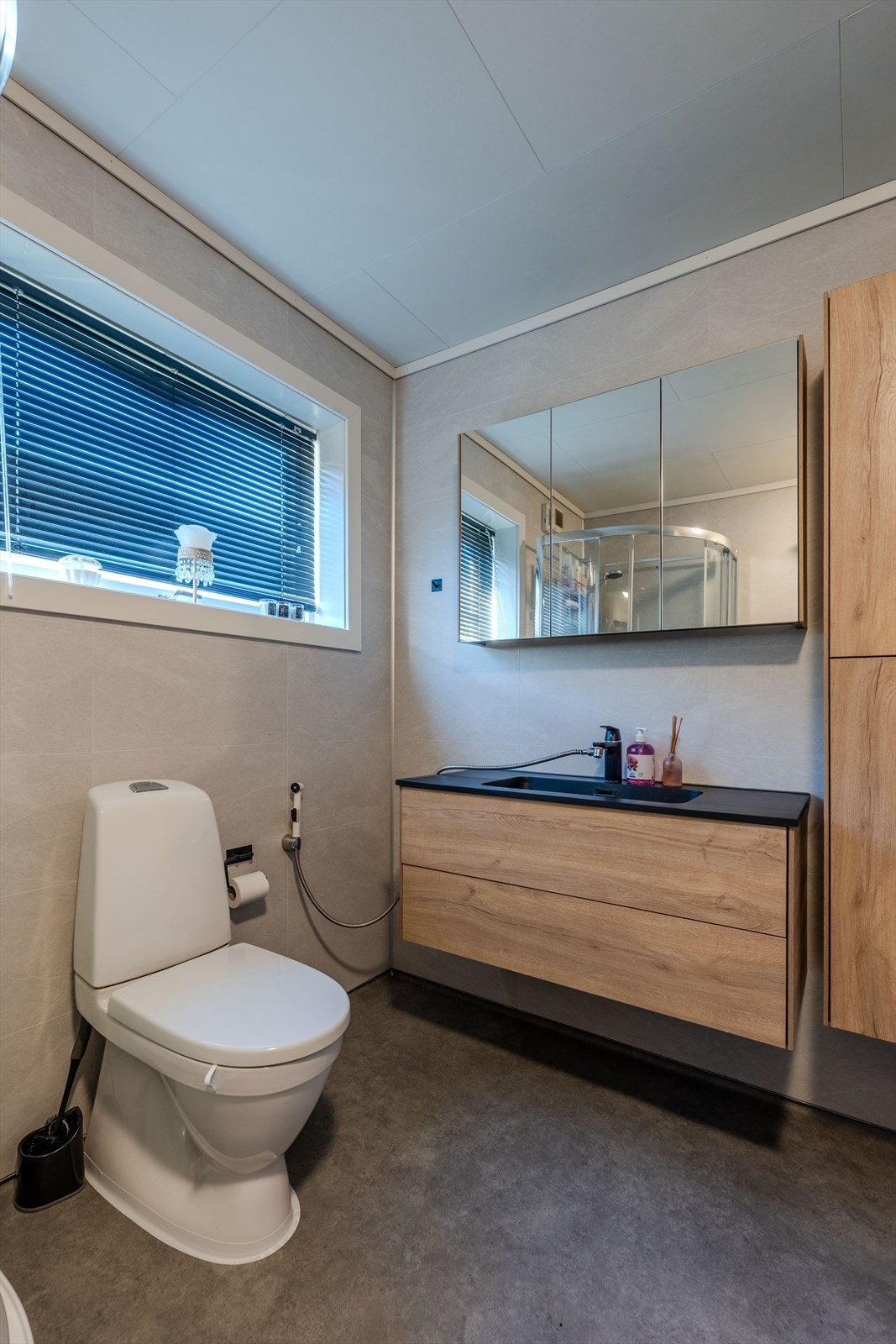 Bad 2. etasje Galleribilde