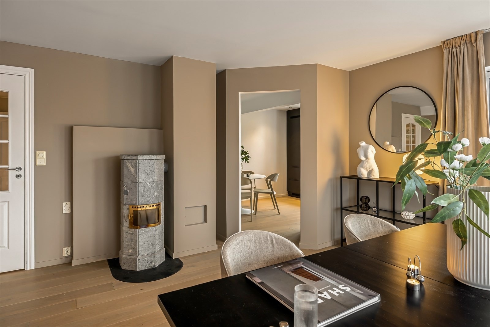 - Boligen har peis ovn! Dette er med på å bidra til lavere strømutgifter - Galleribilde