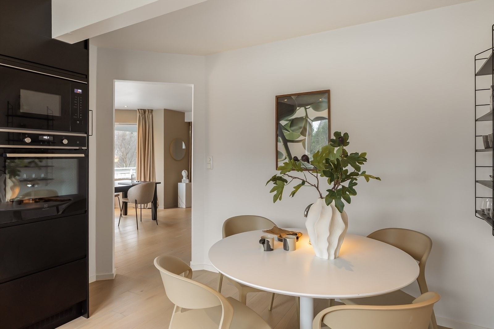 - Kjøkkenet måler 12,1m² - Galleribilde