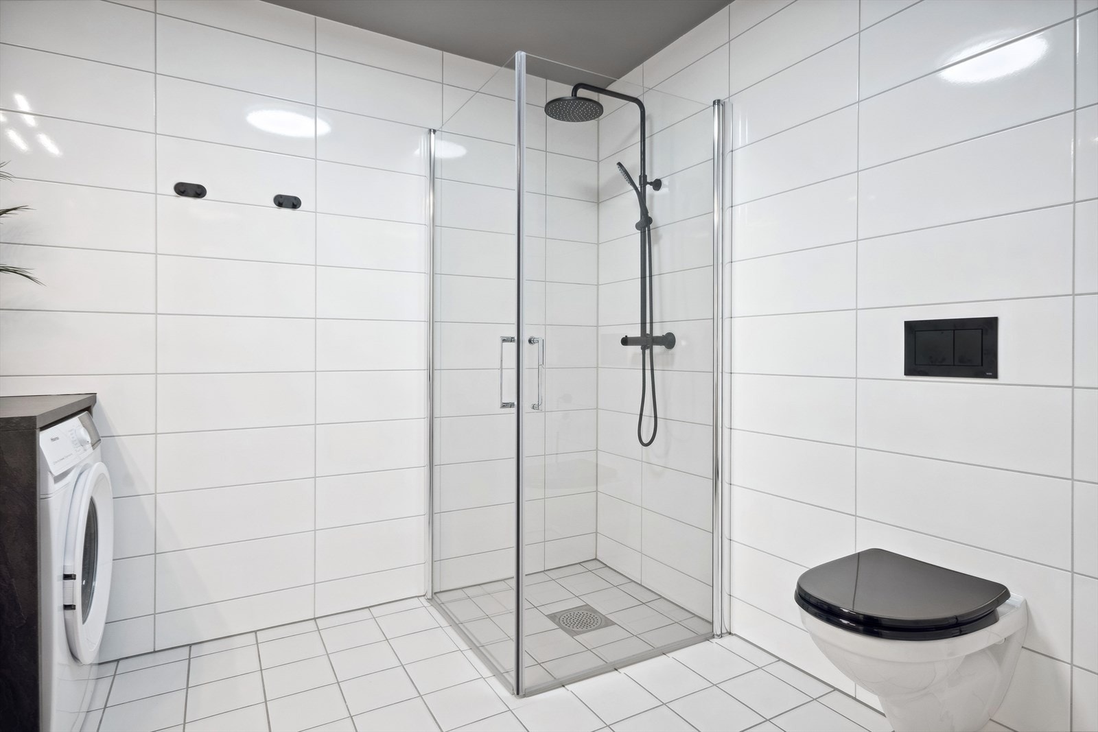 Det er montert nytt blandebatteri i dusj. Galleribilde