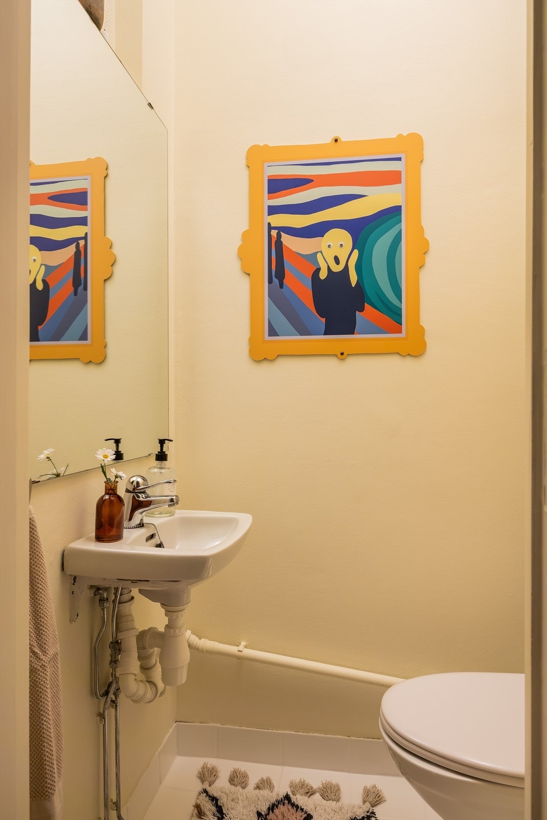 Toalettet og bad er separert i to forskjellig rom. Galleribilde