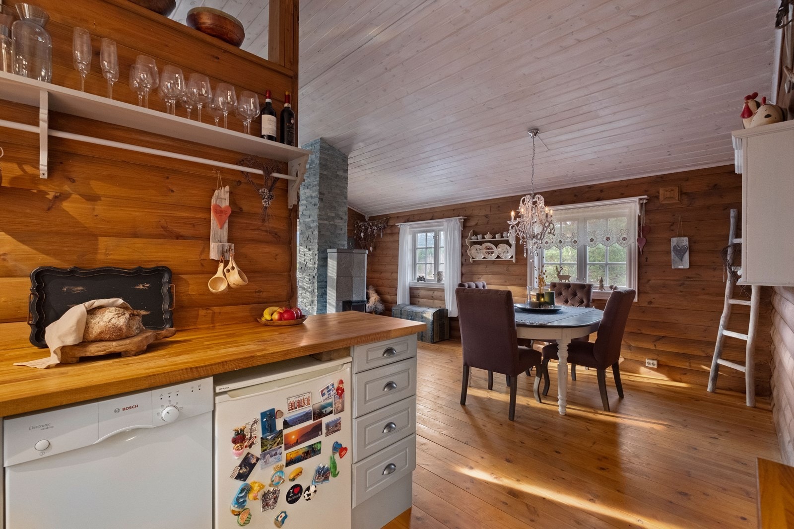 Bruk gjerne virtuell visning for å gjøre deg bedre kjent med hytten. Galleribilde