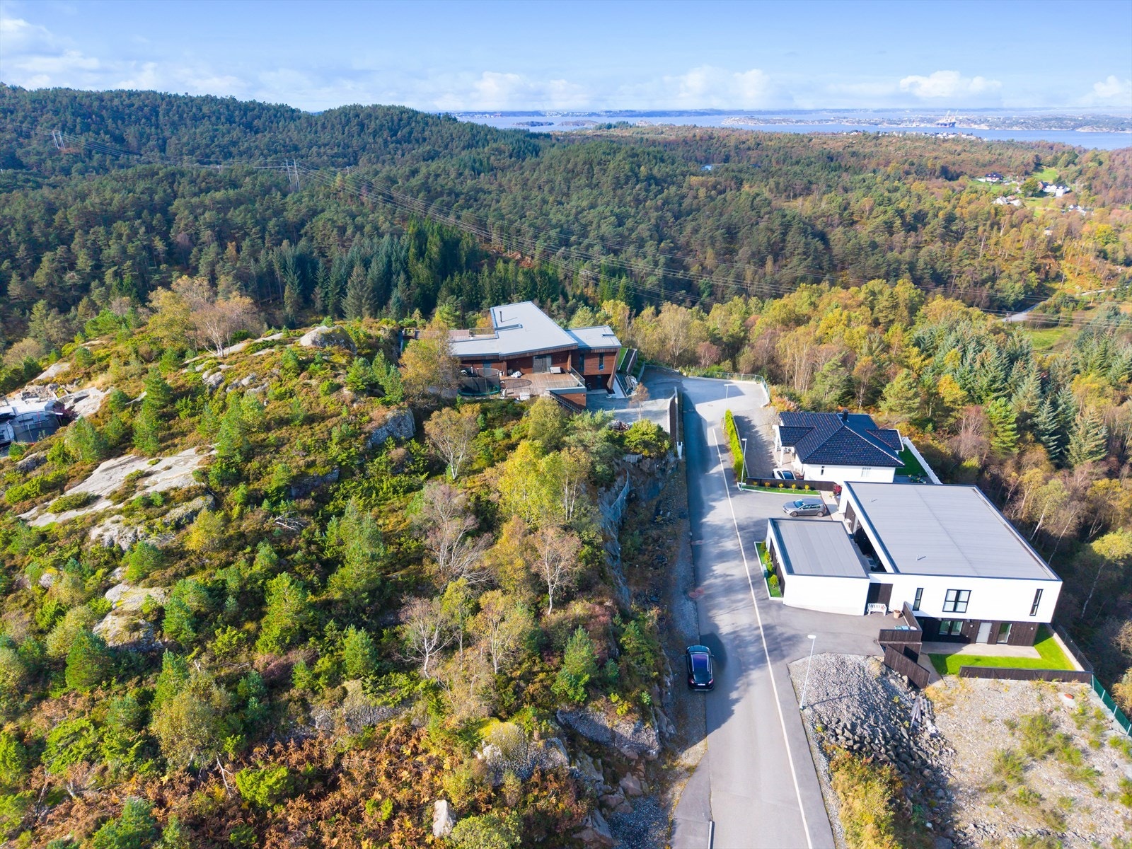 Sjelden mulighet til å få seg en av de beste tomtene på Lønvarden. Galleribilde