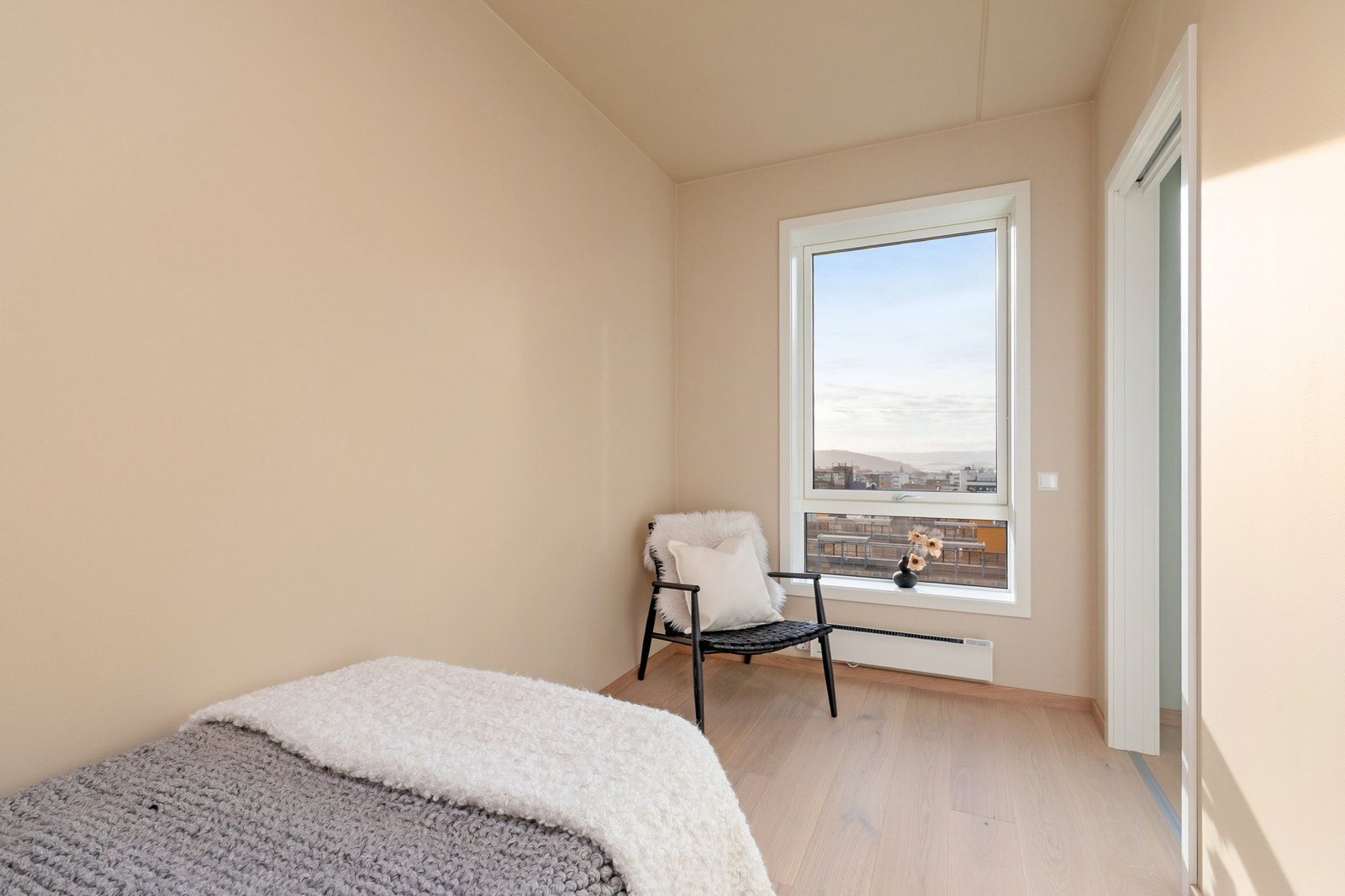 Perfekt som barnerom, gjesterom, eller hjemmekontor, alt etter behov. Galleribilde