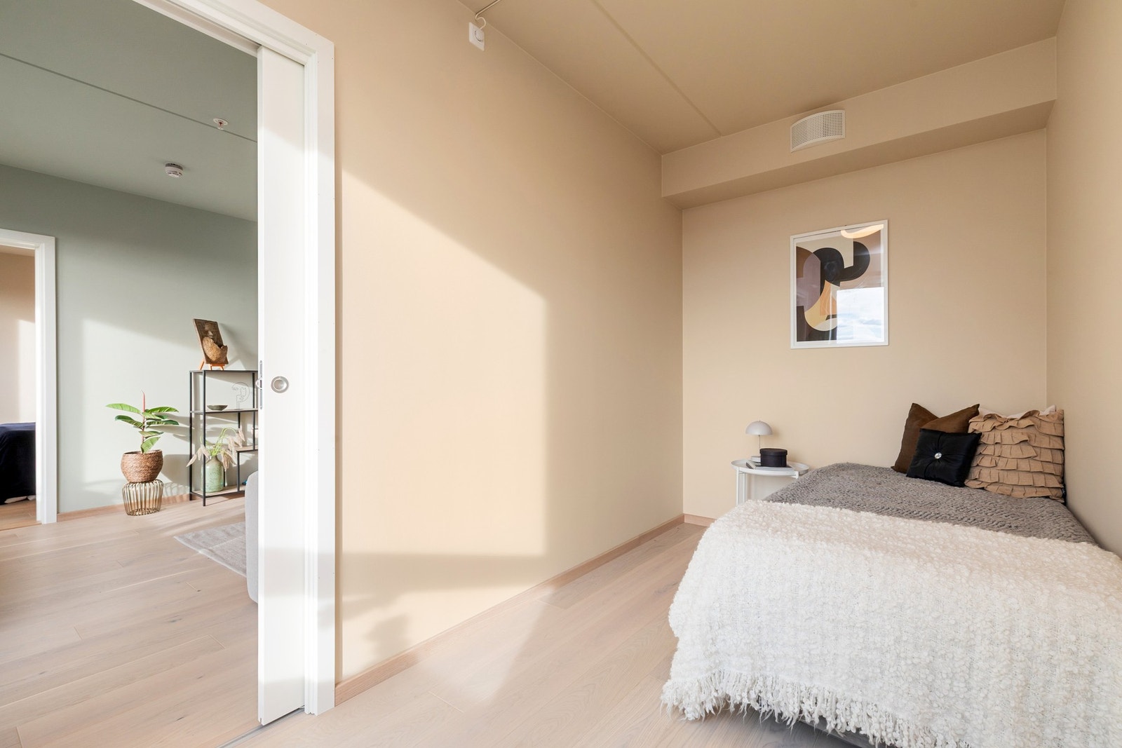 Soverom 2 er også av god størrelse. Galleribilde