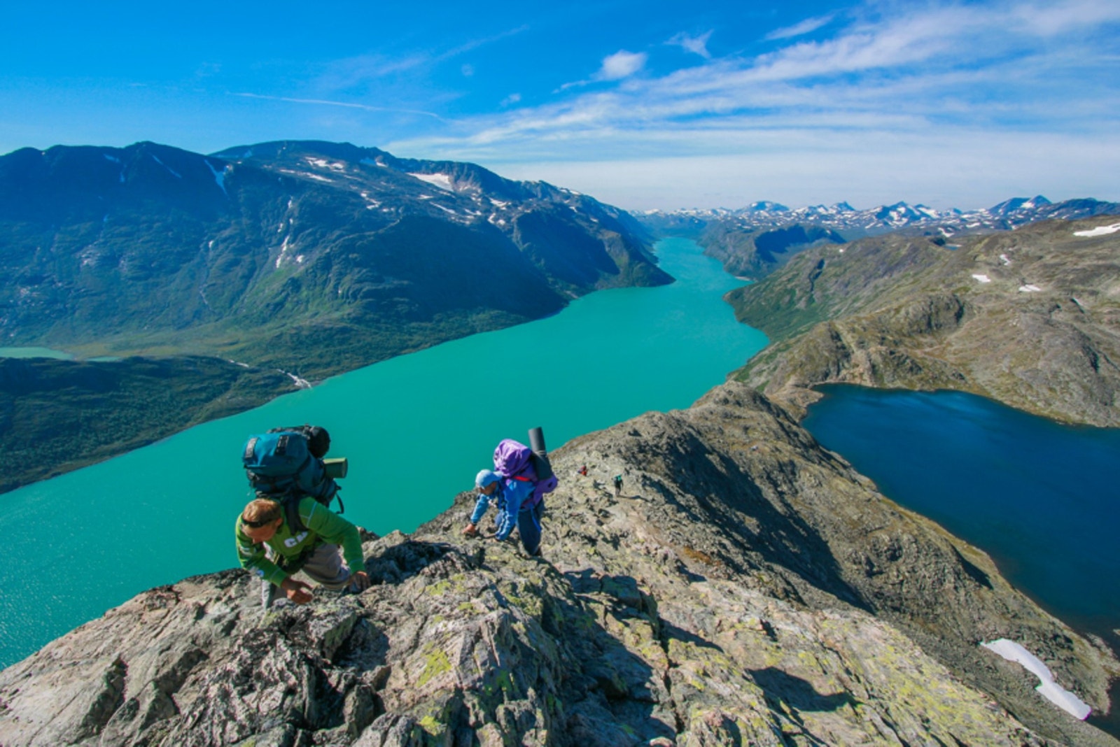 Beitostølen er porten til unike Jotunheimen og andre fjellområder. Galleribilde