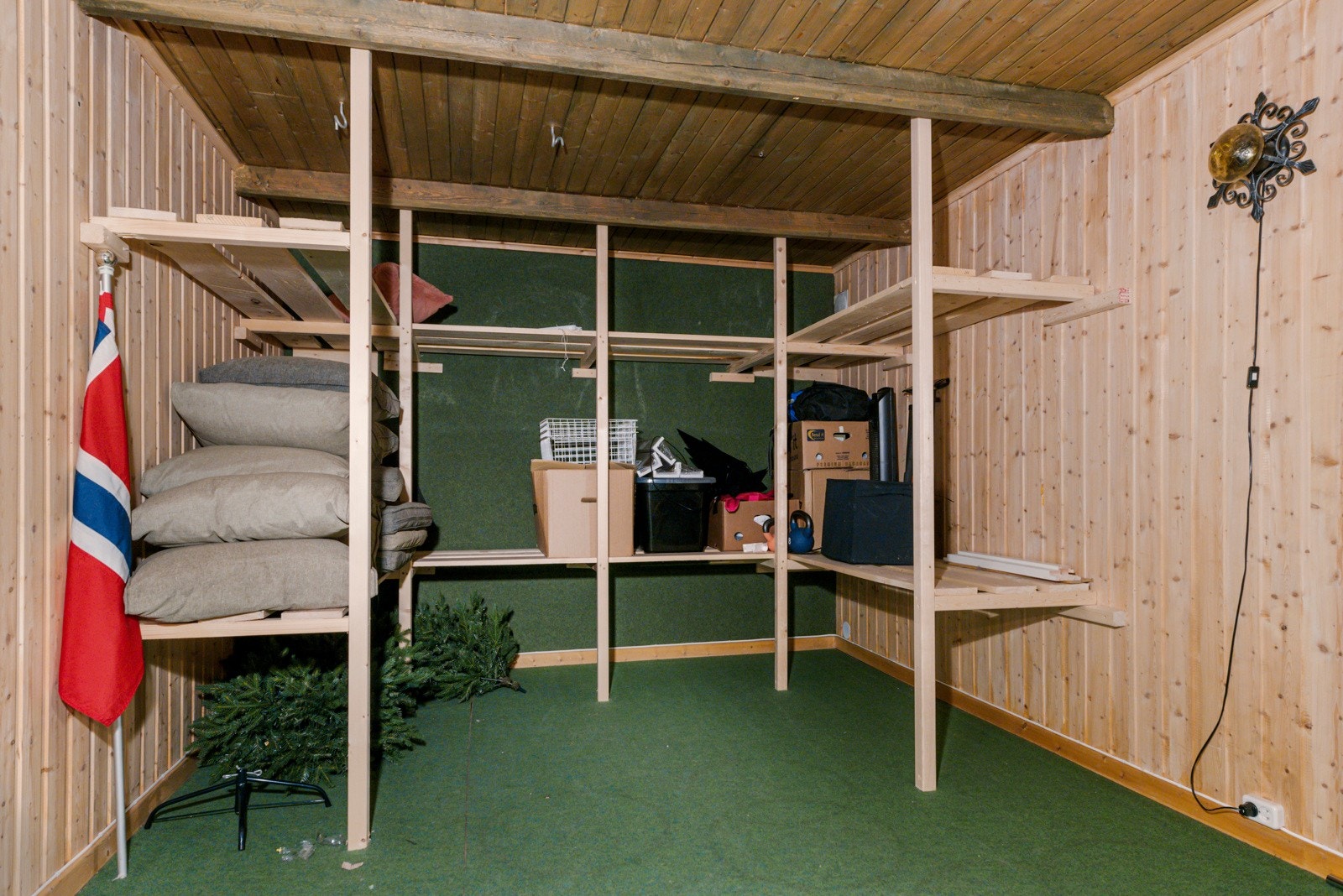 Bod i kjeller. Galleribilde