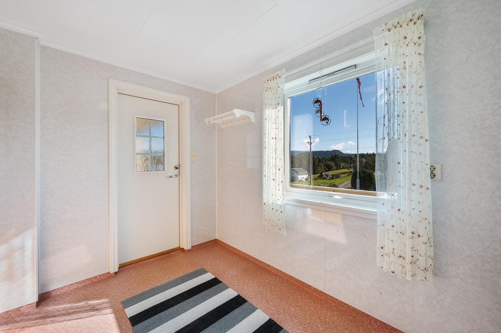 Utgang til terrasse. Galleribilde