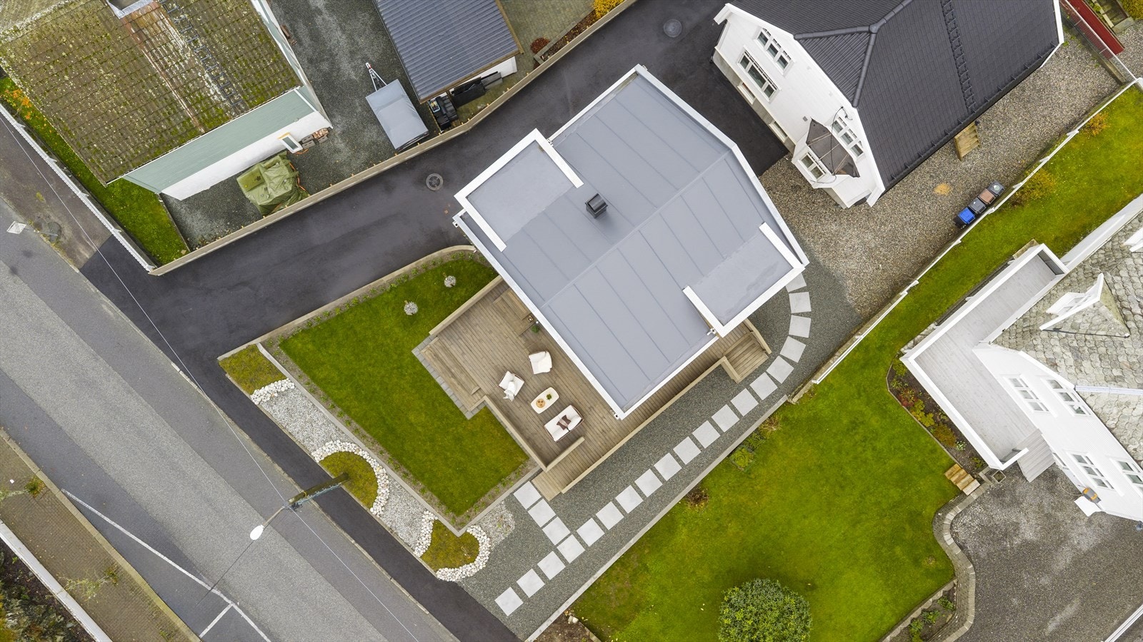 Eiendommen i fugleperspektiv Galleribilde