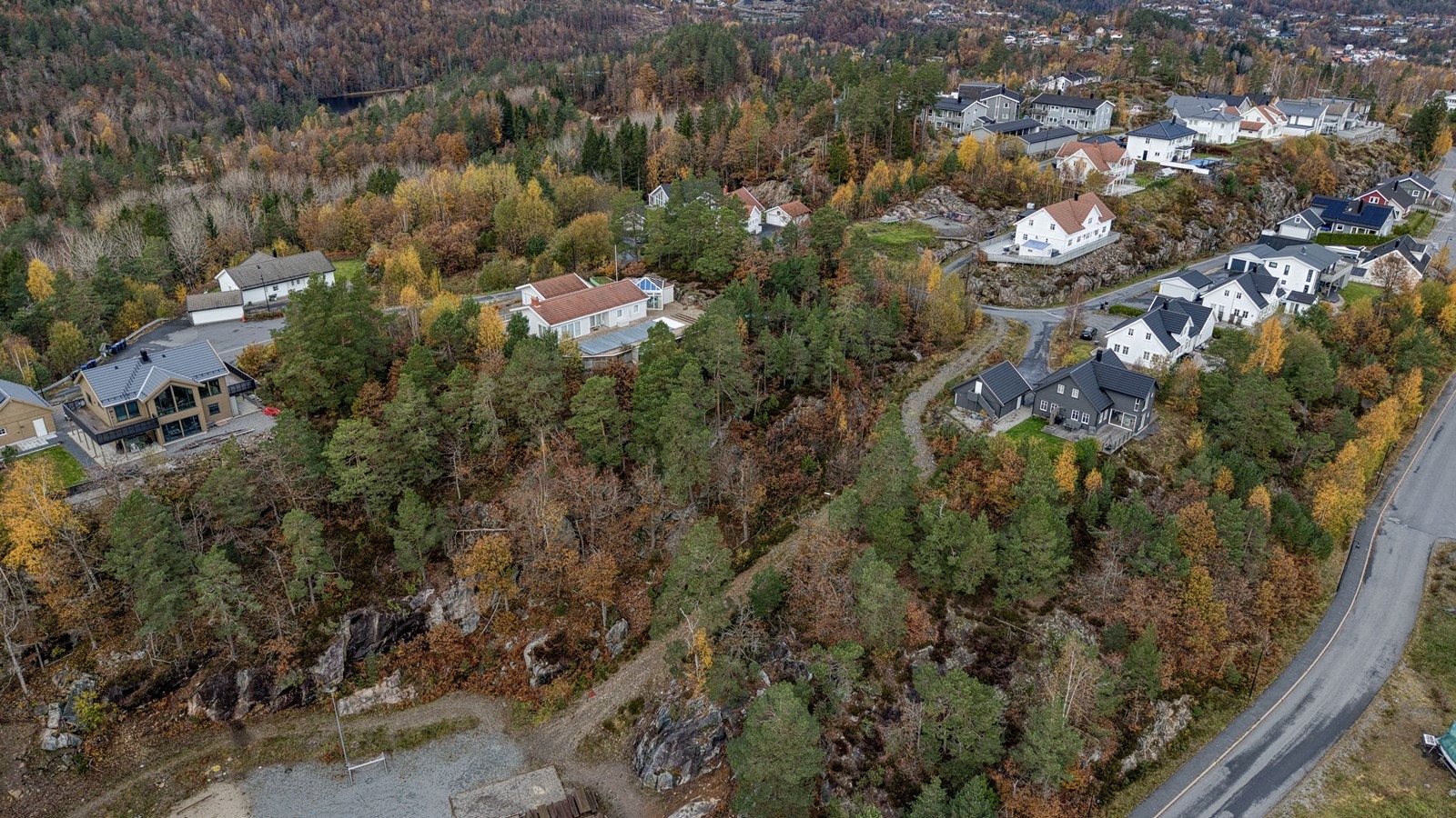 DJI_20251030121919_0026_D_HDR Galleribilde