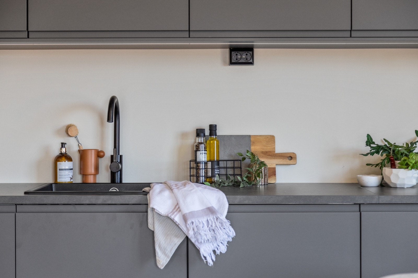 Kjøkken med styling. Galleribilde