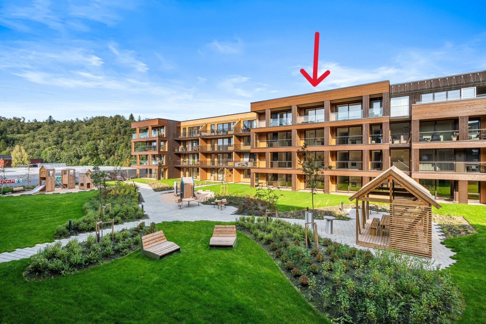 Tre etasjer ned finner du direkte utgang til en nydelig takhage. Galleribilde