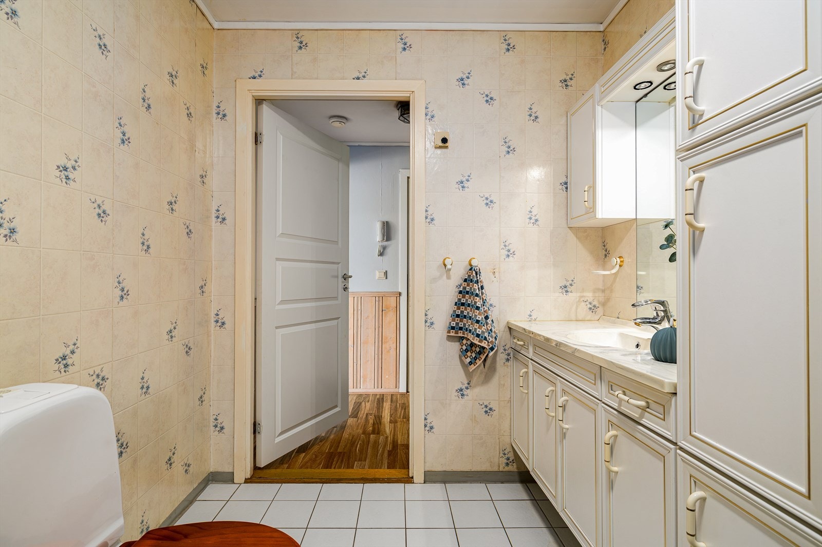 Stor servant Galleribilde