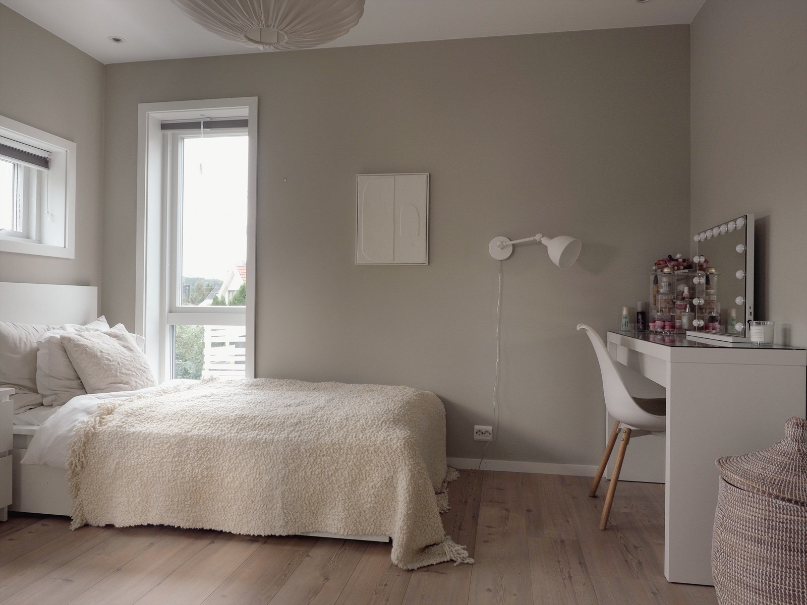 Alle soverommene ligger i boligens andre etasje. Galleribilde