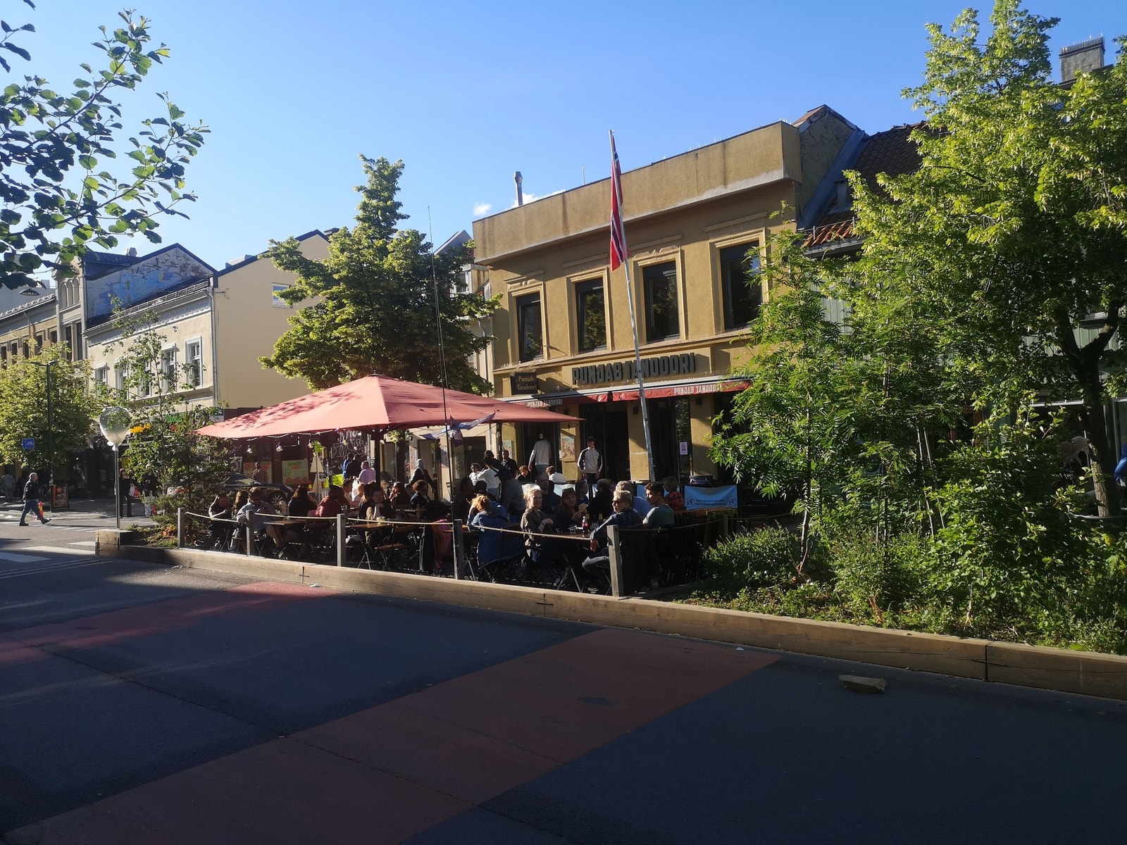 Punjab Tandoori uteservering. Galleribilde