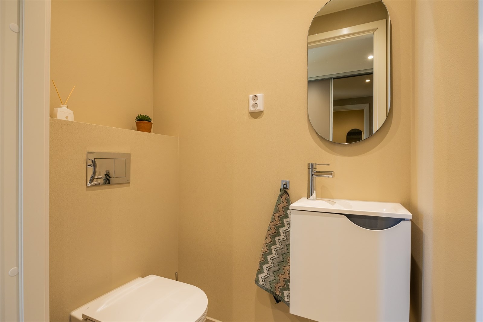 Toalett Galleribilde