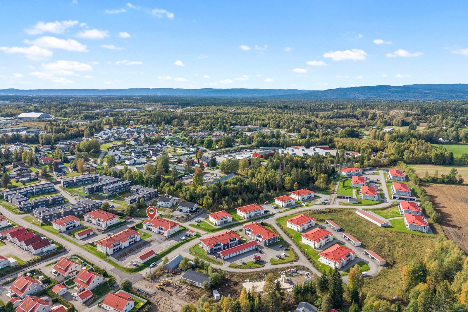 Dronebilde over nærområdet. Galleribilde