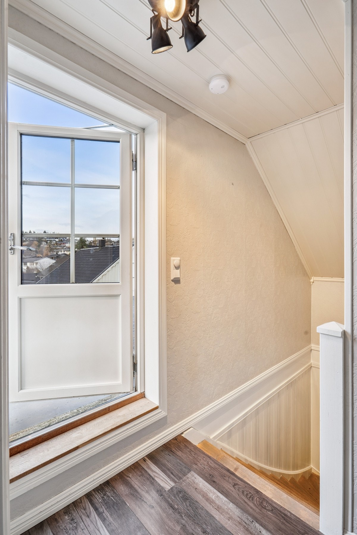 Gang, entré og balkong Galleribilde