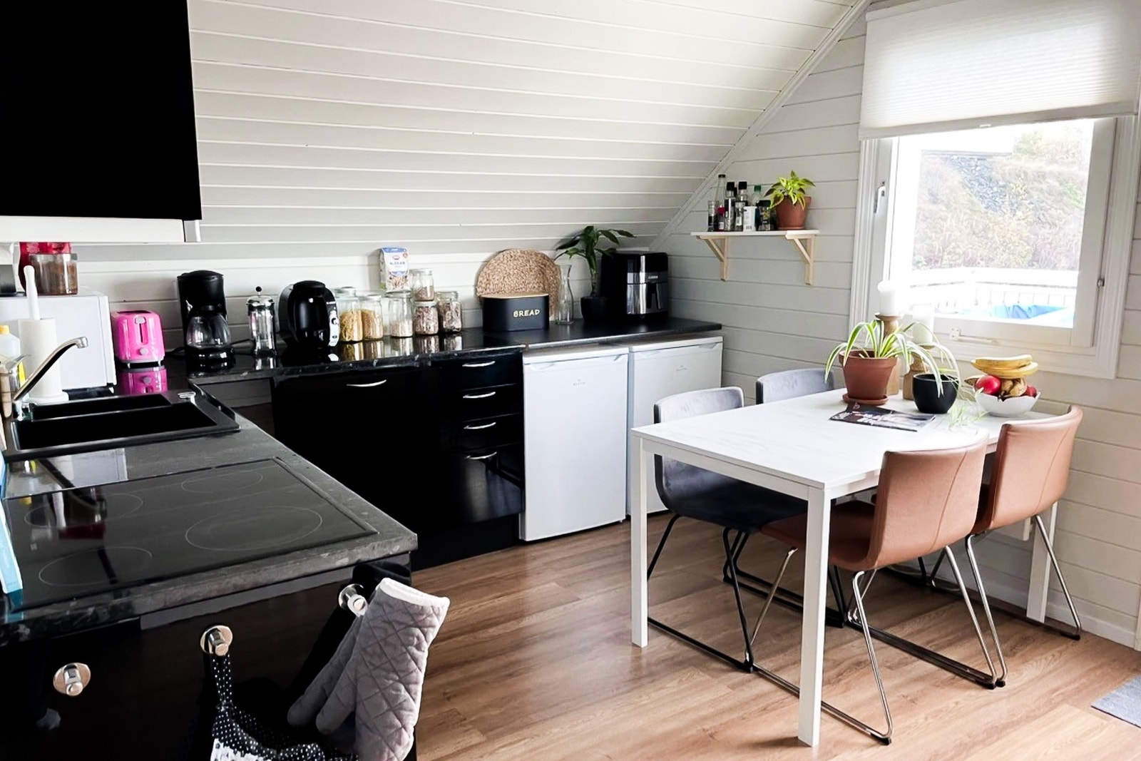 Selgers egne bilder. Galleribilde