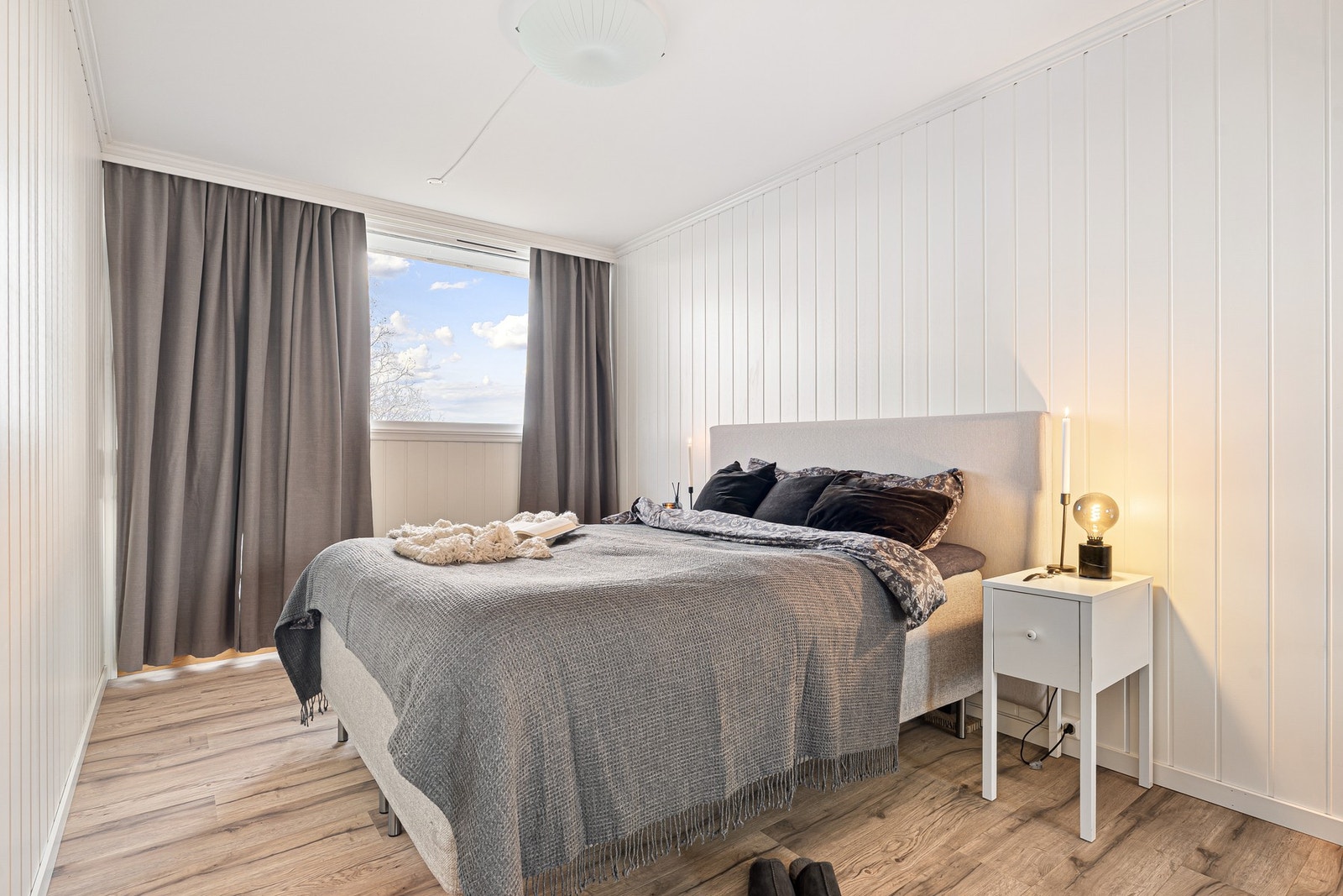 Romslig hovedsoverom på 13 m². Galleribilde